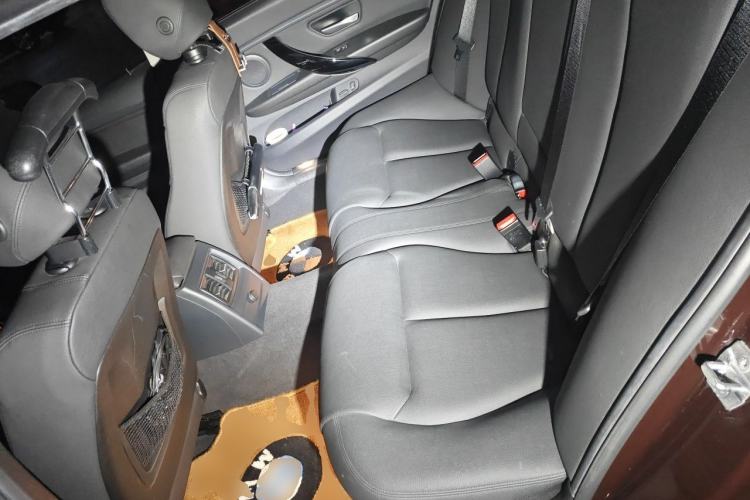Used BMW 3 Series 2016 320Li Fashion Model Left Rear Seat