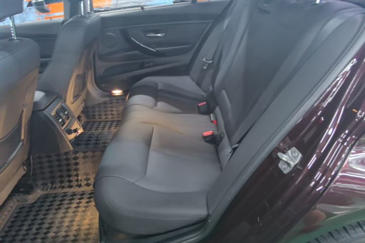 Used BMW 3 Series 2016 320Li Ambition Model Left Rear Seat