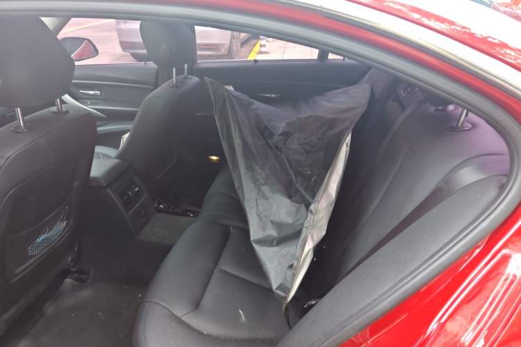 Used BMW 3 Series 2016 320Li Ambition Model Left Rear Seat