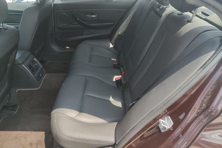 Used BMW 3 Series 2016 320Li Ambition Model Left Rear Seat