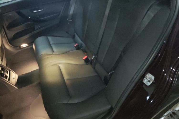 Used BMW 3 Series 2016 320Li Ambition Model Left Rear Seat