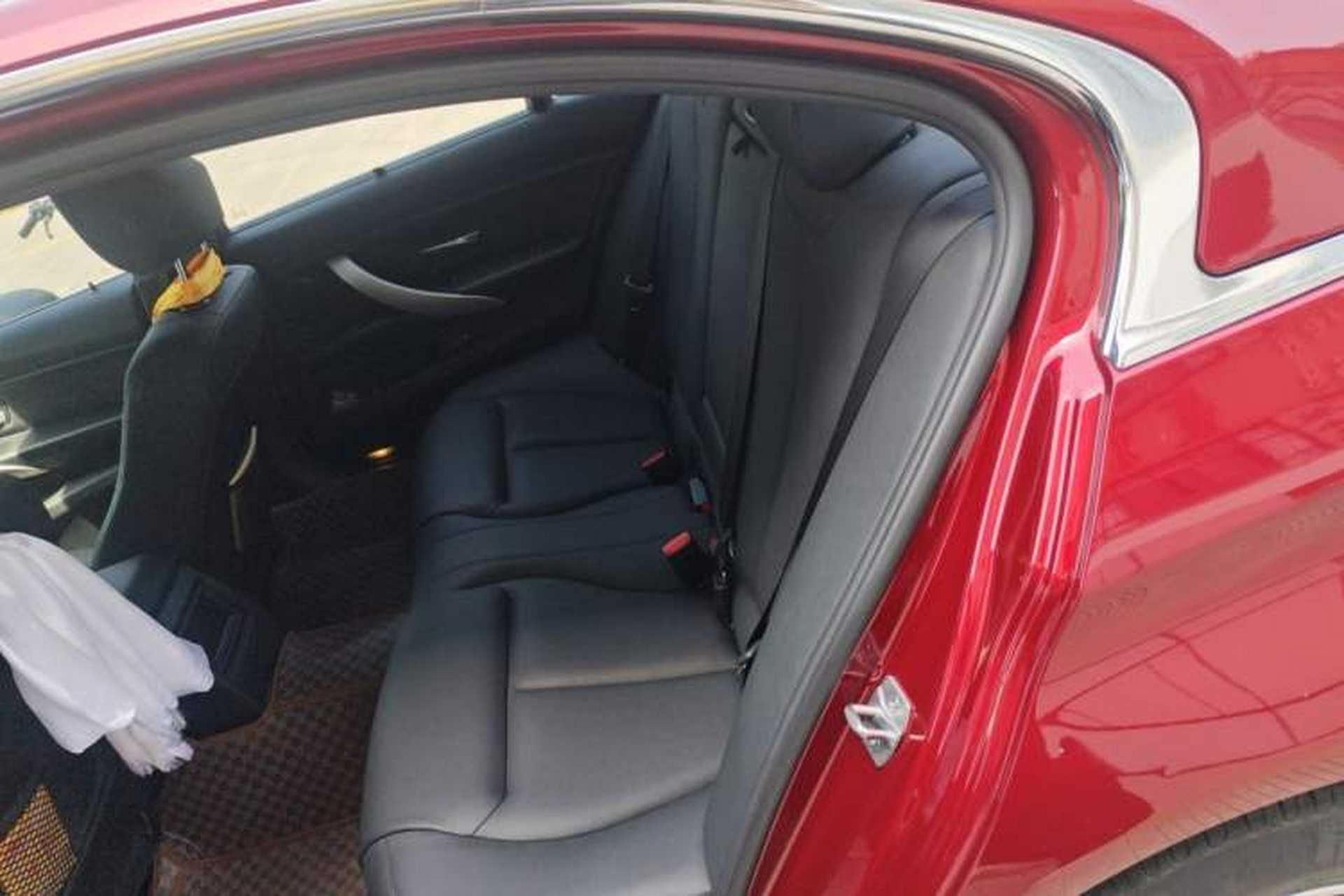 Used BMW 3 Series 2016 316Li Fashion Model Left Rear Seat