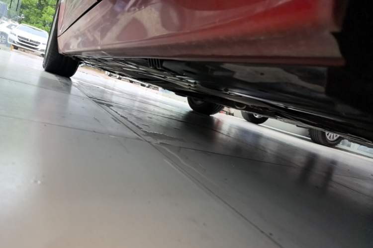 Used BMW 3 Series 2016 320i Fashion Model Left Side Sill