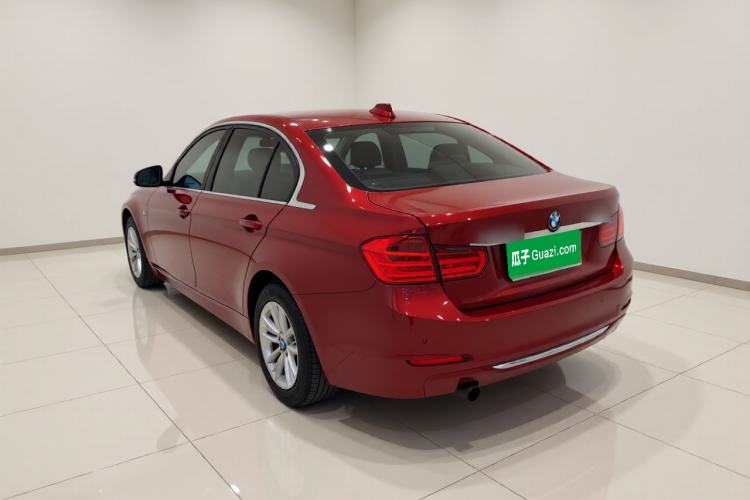 Used BMW 3 Series 2016 316Li Fashion Model Rear Left 45 Deg