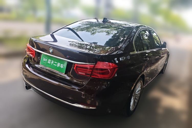 Used BMW 3 Series 2016 320Li Luxury Design Package Rear Right 45 Deg
