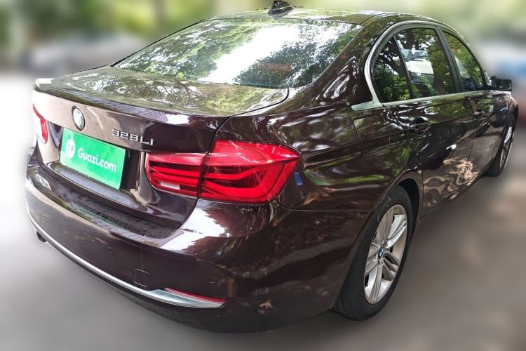 Used BMW 3 Series 2016 320Li Fashion Model Rear Right 45 Deg