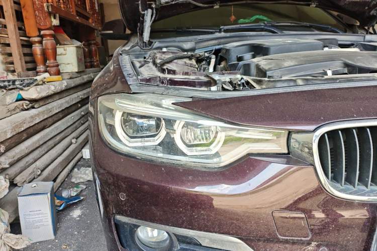 Used BMW 3 Series 2016 320Li Fashion Model Right Front Headlight
