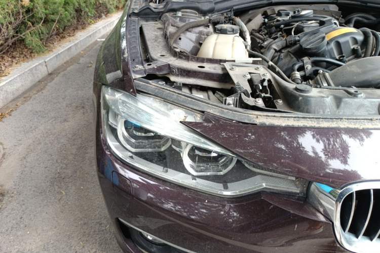 Used BMW 3 Series 2016 335Li Luxury Design Package Right Front Headlight
