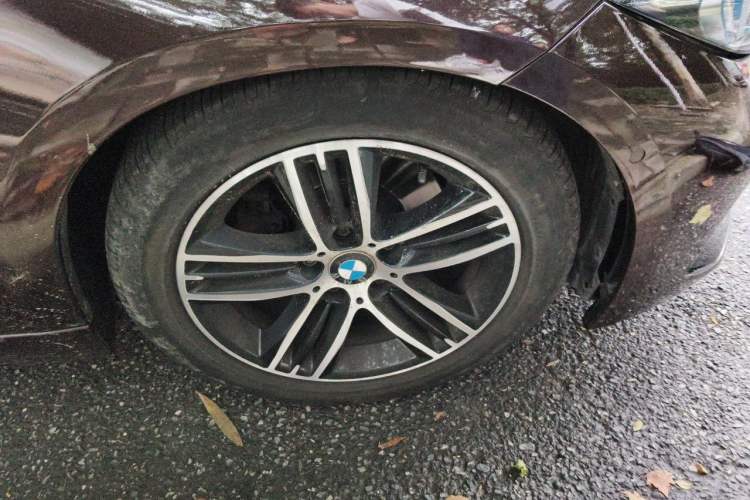 Used BMW 3 Series 2016 320Li Ambition Model Right Front Wheel Hub