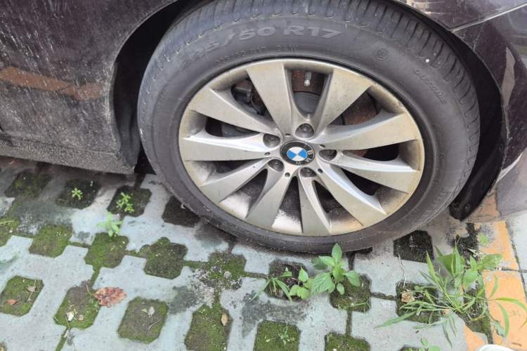 Used BMW 3 Series 2016 328Li Fashion Model Right Front Wheel Hub