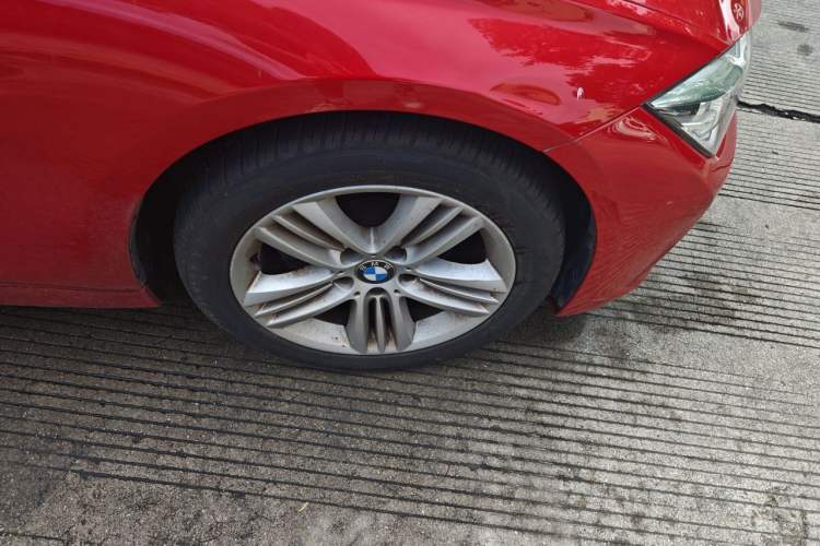 Used BMW 3 Series 2016 320Li Ambition Model Right Front Wheel Hub