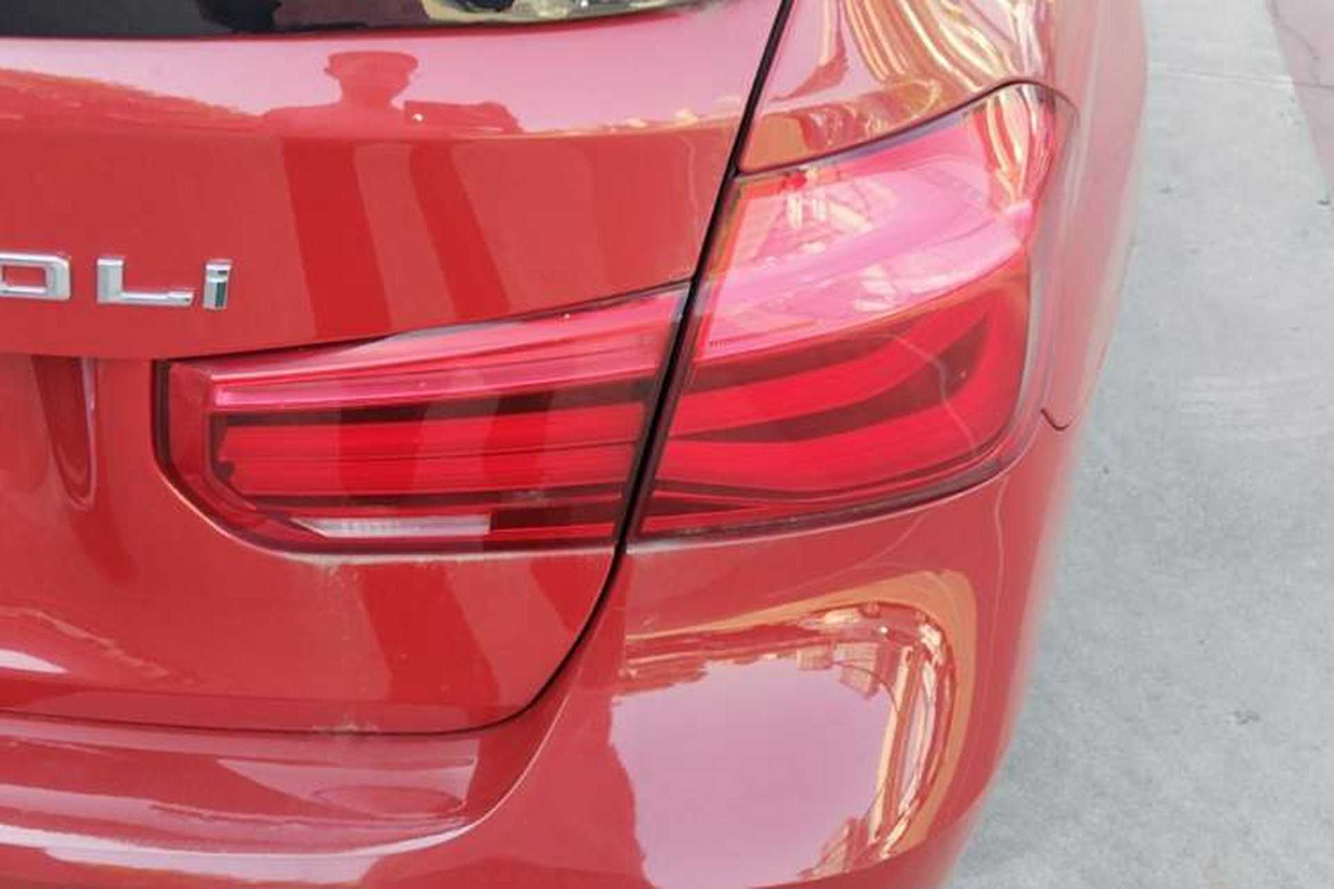 Used BMW 3 Series 2016 320Li Fashion Model Right Rear Taillight