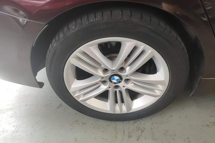 Used BMW 3 Series 2016 320Li Ambition Model Right Rear Wheel Hub