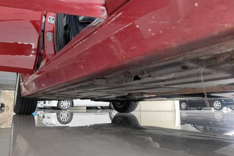Used BMW 3 Series 2016 320Li Ambition Model Right Side Sill