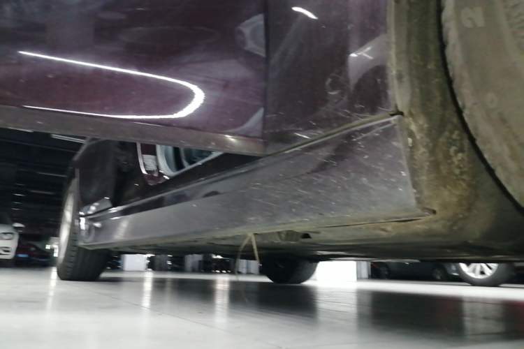 Used BMW 3 Series 2016 316Li Fashion Model Right Side Sill