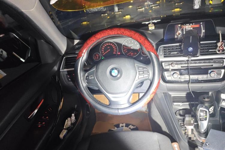 Used BMW 3 Series 2016 320Li Fashion Model Steering Wheel