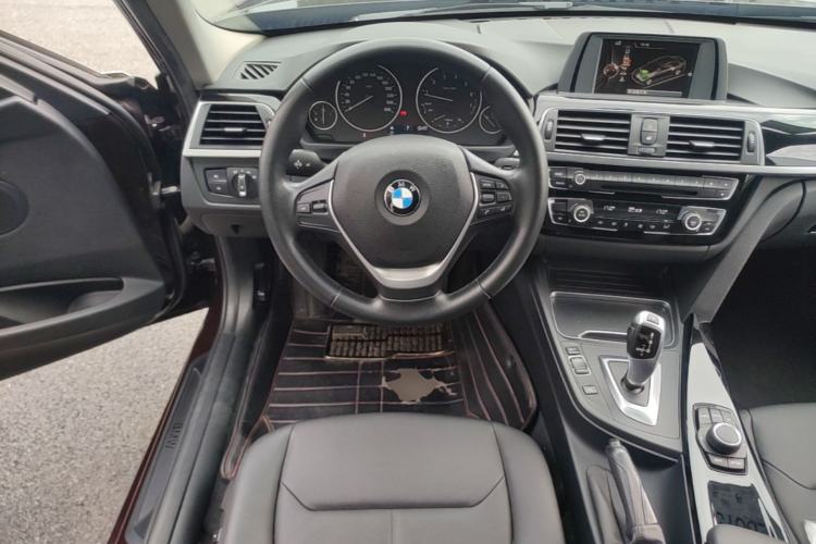 Used BMW 3 Series 2016 320Li Ambition Model Steering Wheel
