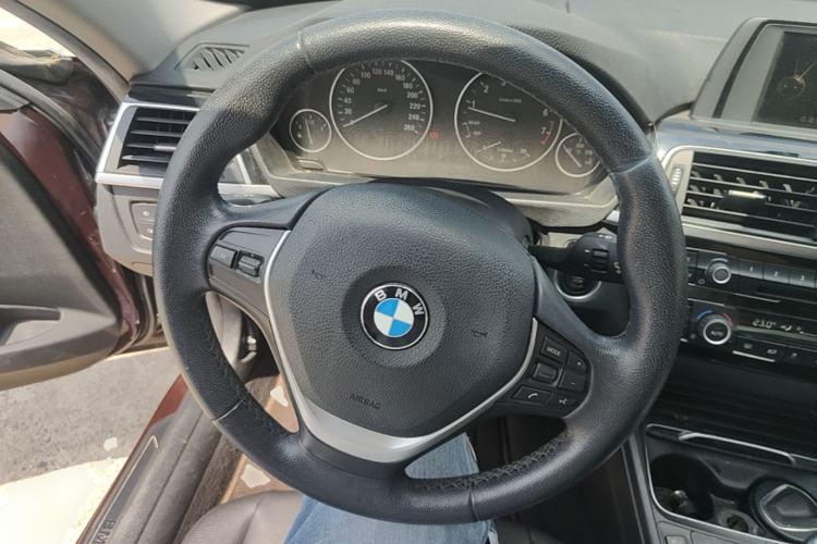 Used BMW 3 Series 2016 320Li Ambition Model Steering Wheel