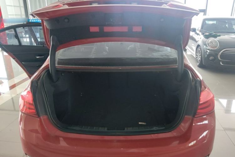 Used BMW 3 Series 2016 320Li Ambition Model Trunk