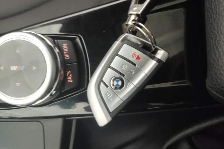 Used BMW 3 Series 2016 320Li Ambition Model Vehicle Key