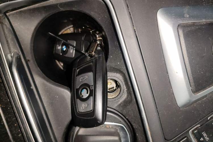 Used BMW 3 Series 2016 320Li Ambition Model Vehicle Key