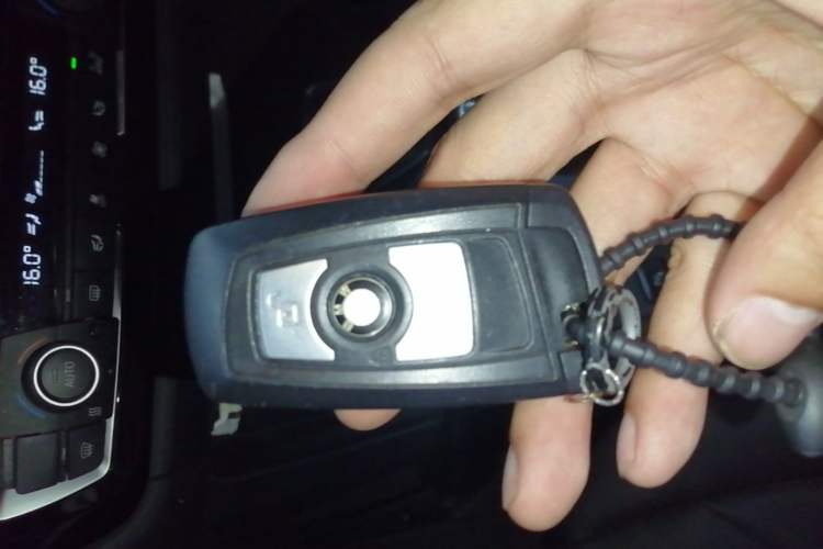 Used BMW 3 Series 2016 316Li Fashion Model Vehicle Key
