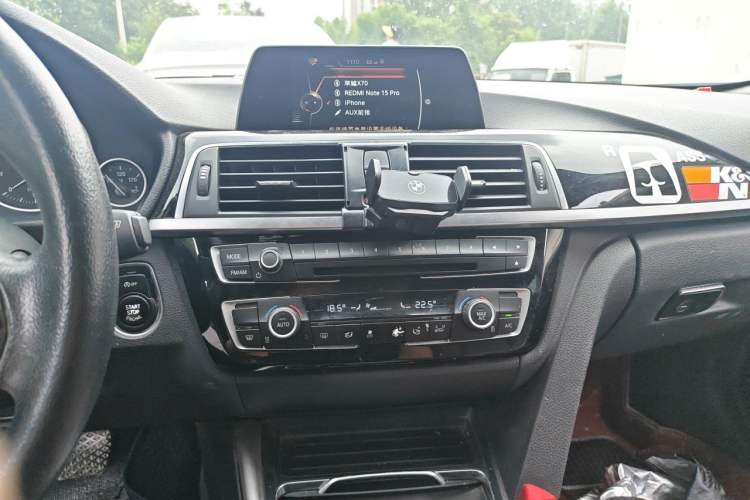 Used BMW 3 Series 2016 320Li Fashion Model Audio And AC Panel