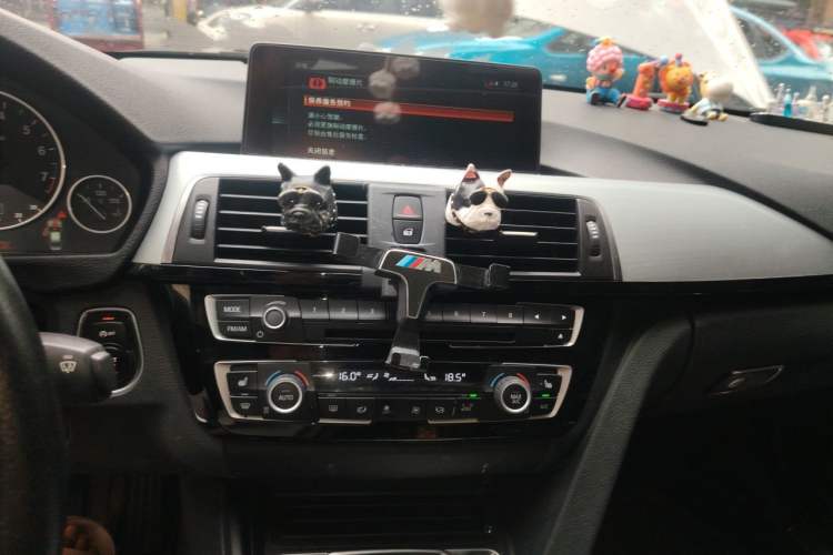 Used BMW 3 Series 2016 328Li Fashion Model Audio And AC Panel