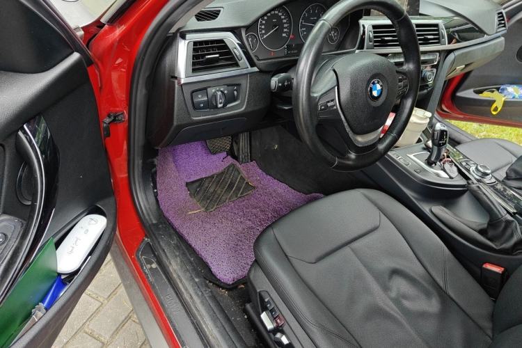 Used BMW 3 Series 2016 320i Fashion Model Driver Seat