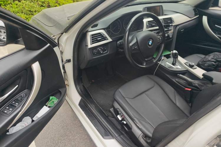 Used BMW 3 Series 2016 316i Fashion Model Driver Seat