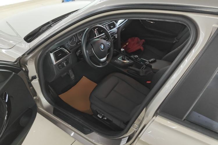 Used BMW 3 Series 2016 316i Fashion Model Driver Seat