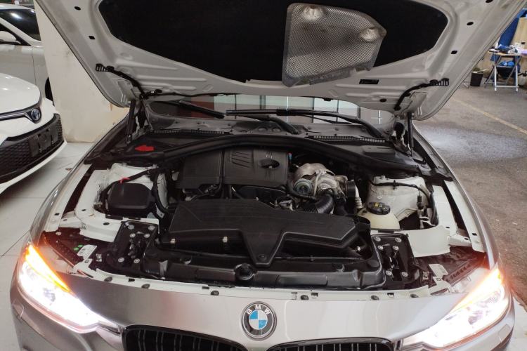 Used BMW 3 Series 2016 316i Fashion Model Engine Bay