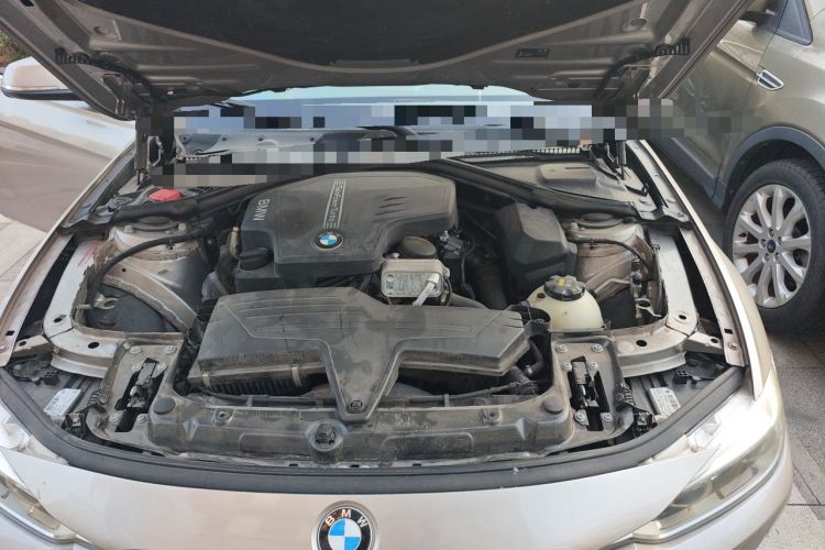 Used BMW 3 Series 2016 320Li Ambition Model Engine Bay