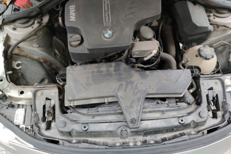 Used BMW 3 Series 2016 320Li Ambition Model Engine Bay
