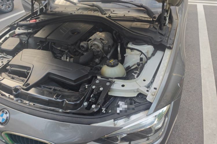 Used BMW 3 Series 2016 316i Fashion Model Engine Bay Left