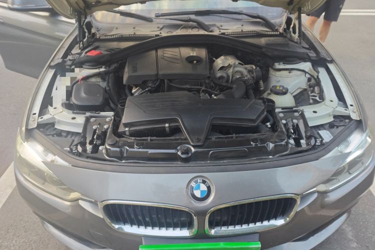 Used BMW 3 Series 2016 316i Fashion Model Engine Bay