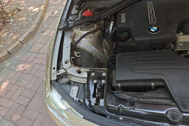 Used BMW 3 Series 2016 320Li Fashion Model Engine Bay Right