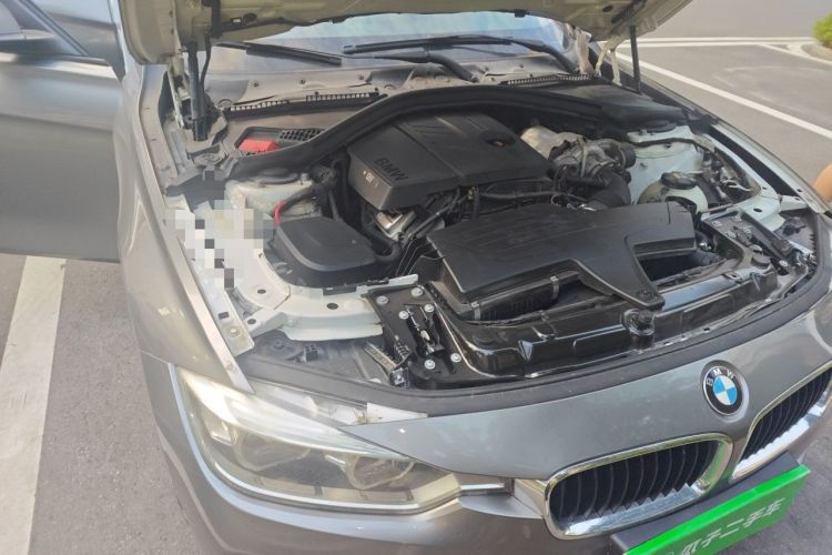 Used BMW 3 Series 2016 316i Fashion Model Engine Bay Right