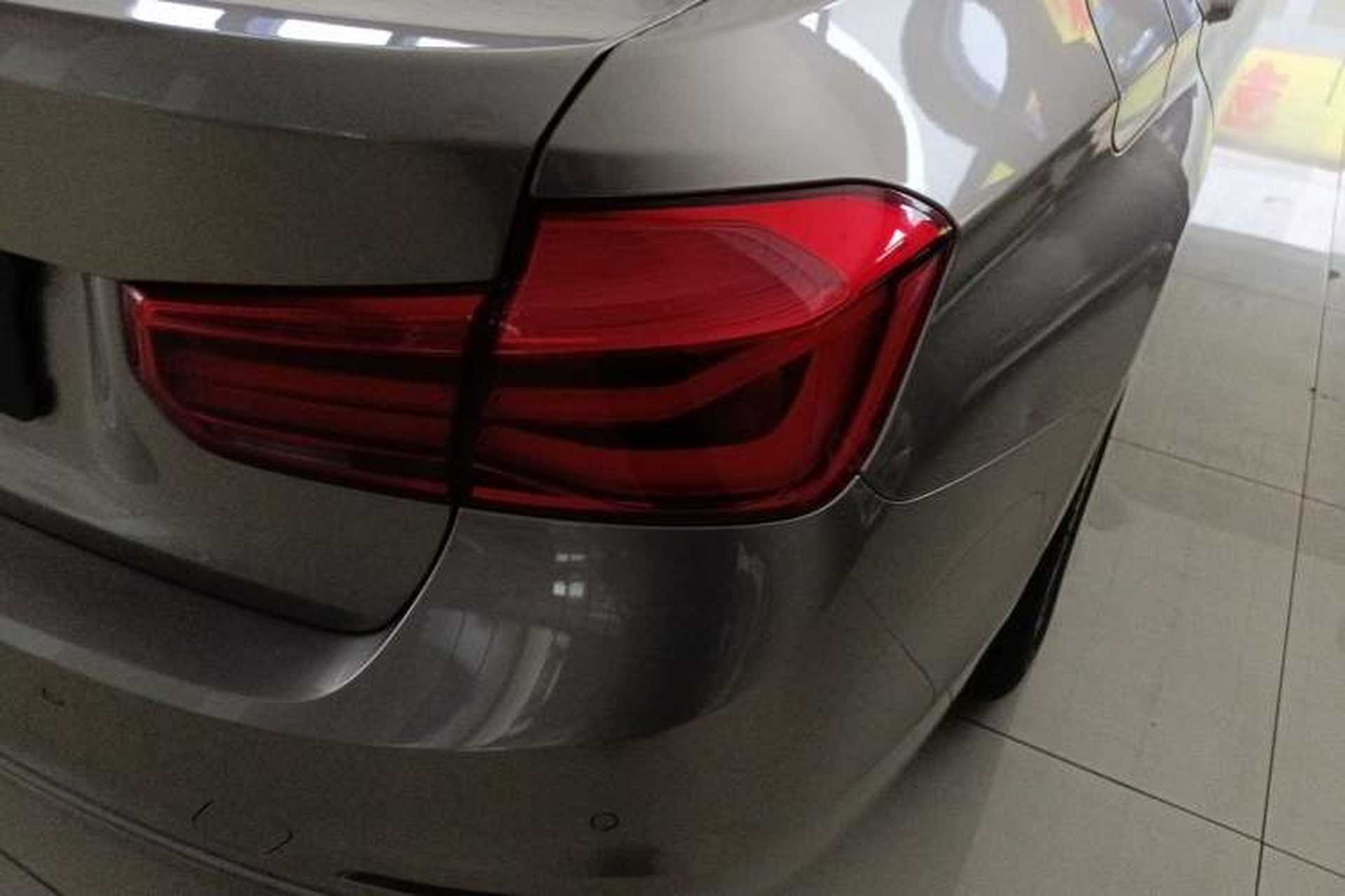Used BMW 3 Series 2016 320i Fashion Model Exterior 4