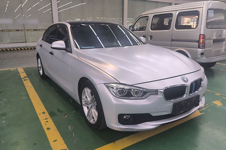 Used BMW 3 Series 2016 320Li Ambition Model Front Right 45 Deg