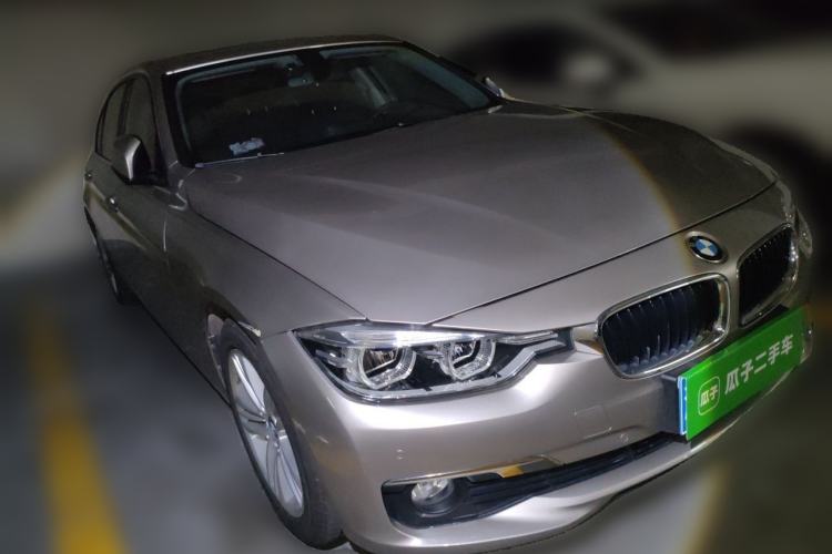 Used BMW 3 Series 2016 320Li Fashion Model Front Right 45 Deg