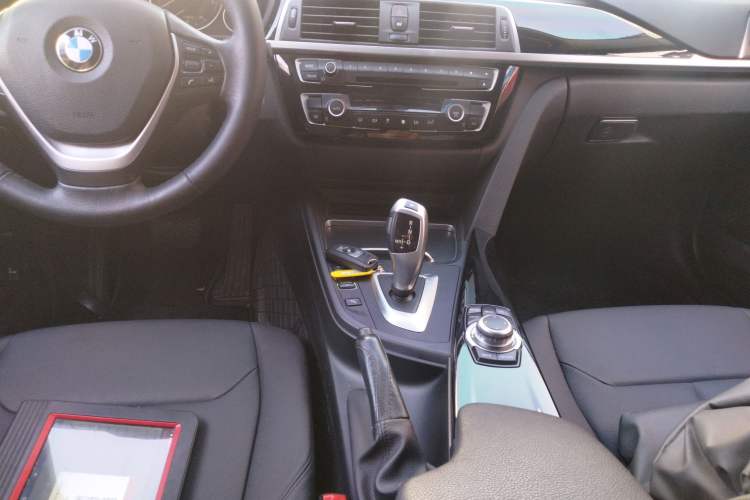 Used BMW 3 Series 2016 320Li Fashion Model Gear Lever