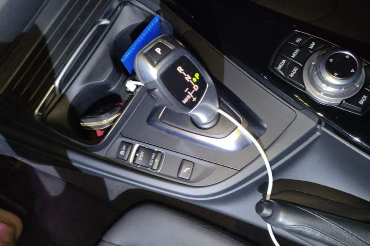 Used BMW 3 Series 2016 320Li Fashion Model Gear Lever
