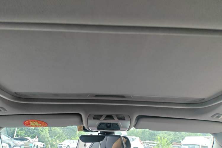 Used BMW 3 Series 2016 320Li Fashion Model Headliner