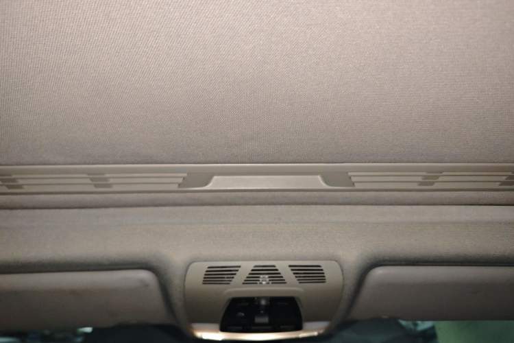 Used BMW 3 Series 2016 320Li Fashion Model Headliner
