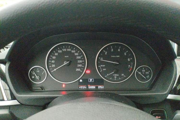 Used BMW 3 Series 2016 316i Fashion Model Instrument Cluster