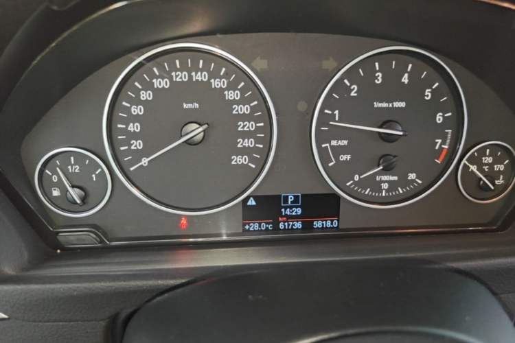 Used BMW 3 Series 2016 316i Fashion Model Instrument Cluster