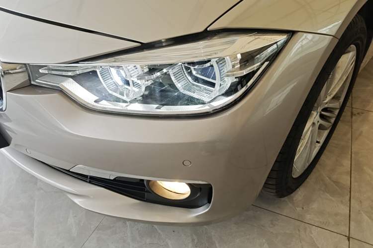 Used BMW 3 Series 2016 320Li Fashion Model Left Front Headlight