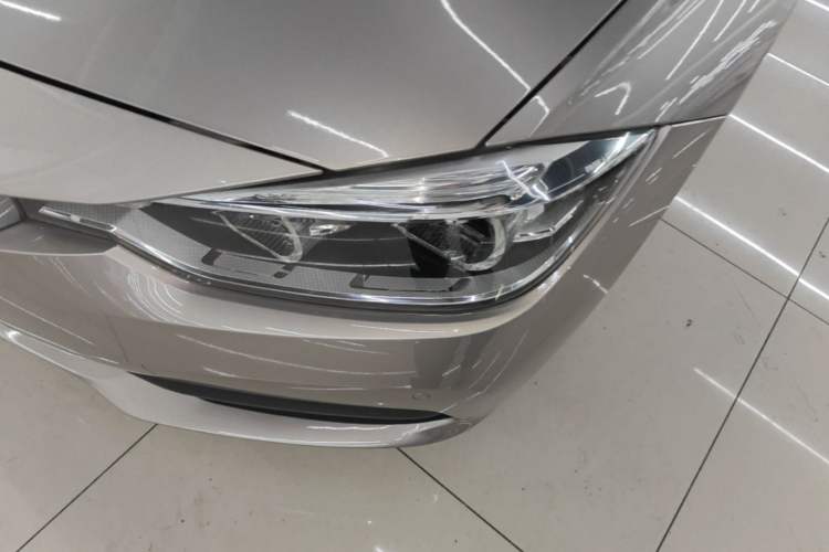 Used BMW 3 Series 2016 316i Fashion Model Left Front Headlight