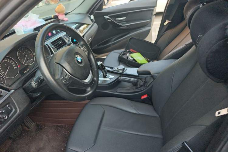 Used BMW 3 Series 2016 320Li Ambition Model Left Front Seat